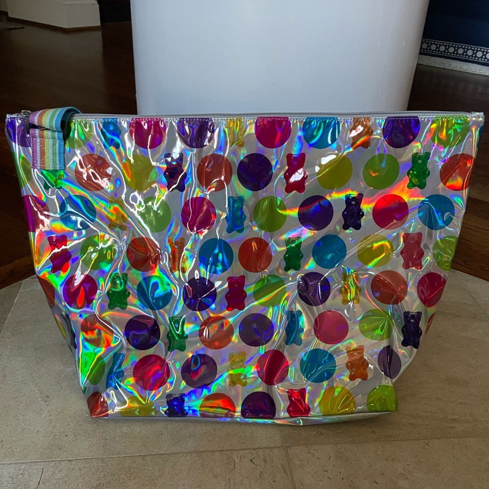 iScream Weekender Bag - Picture 2 of 3